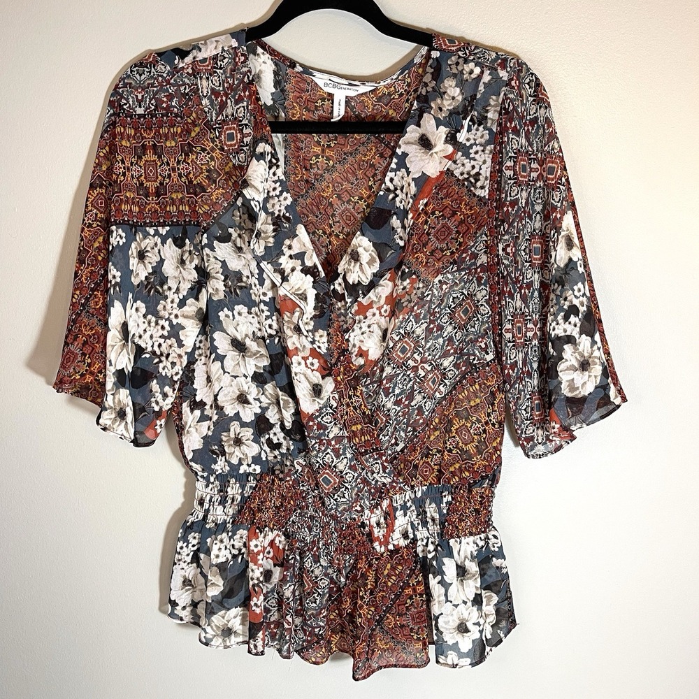 BCBGeneration V Neck Peplum Patterned Patchwork Top Medium